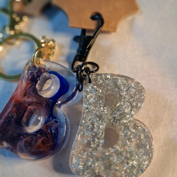 Handmade Resin 'B' Keychain - Green, Purple-Pink, Orange Variants - Picture 3 of 3